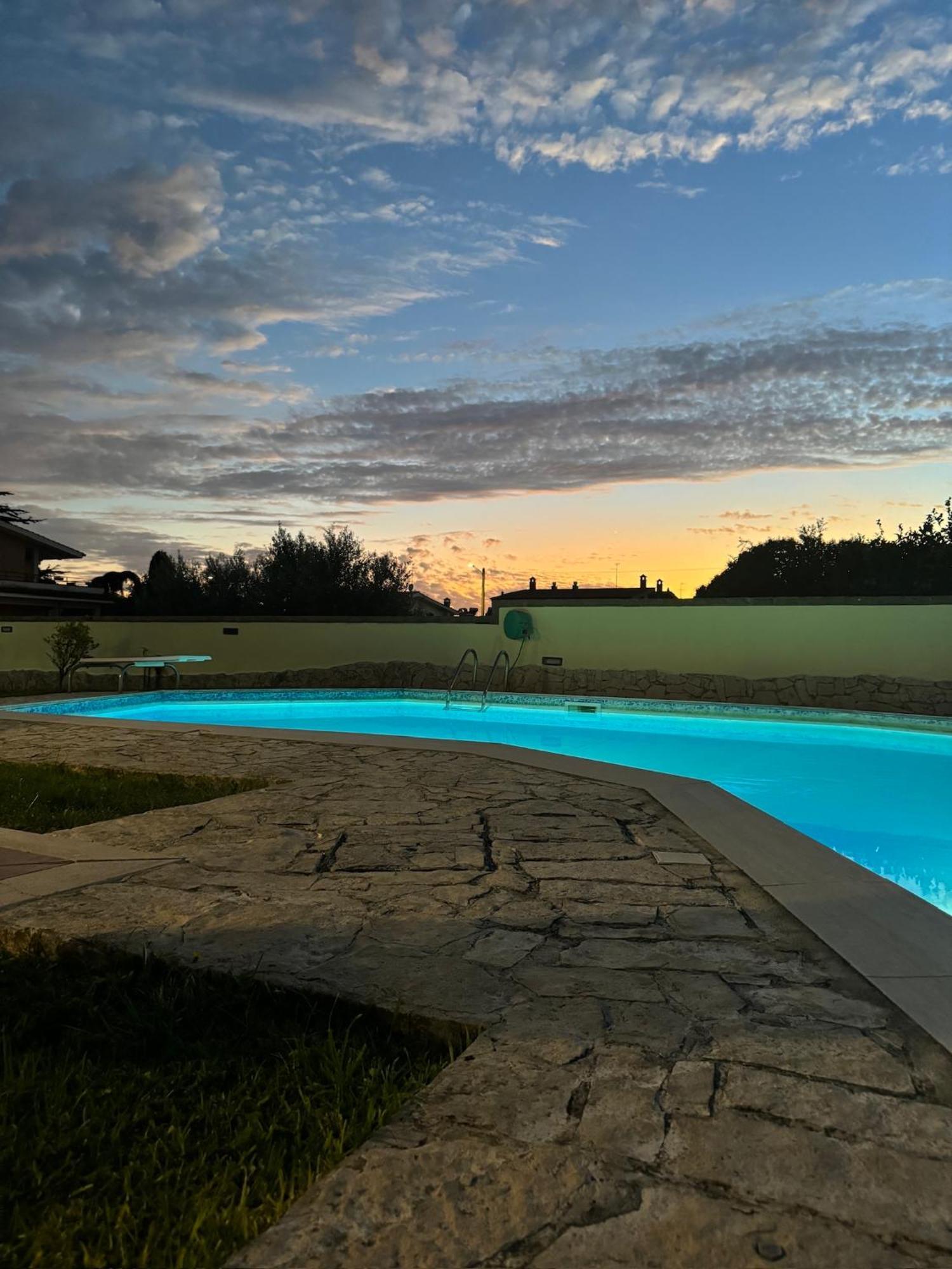 Вилла Gold House Luxury Анцио Экстерьер фото